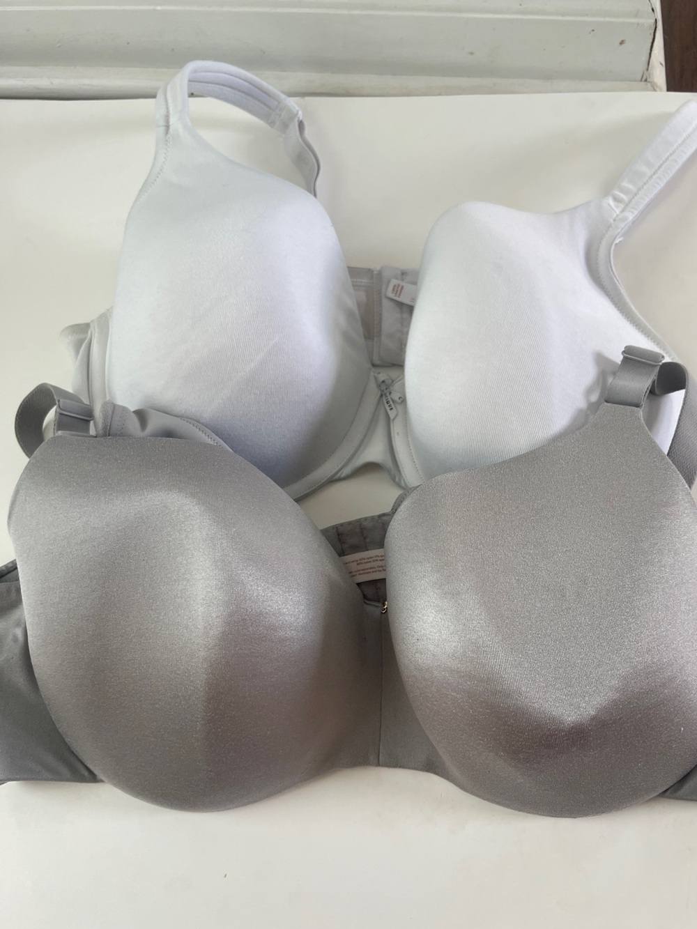 Lot Of 2 Cacique Bras 42DD Gray White Lightly Lined Balconette